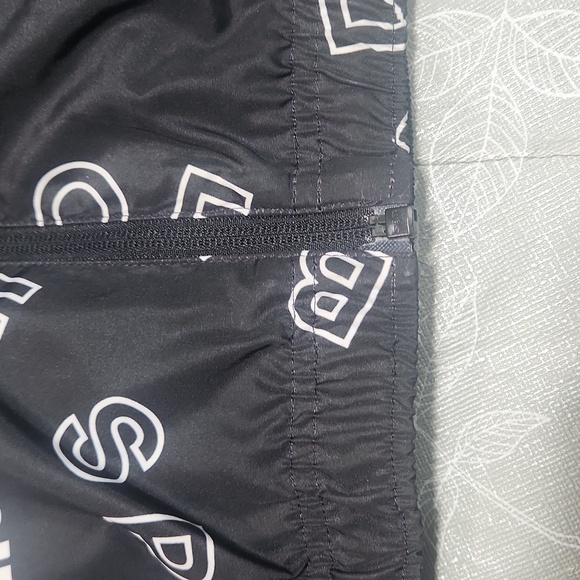 Adidas Loose Fit Wind Breaker - Picture 4 of 9